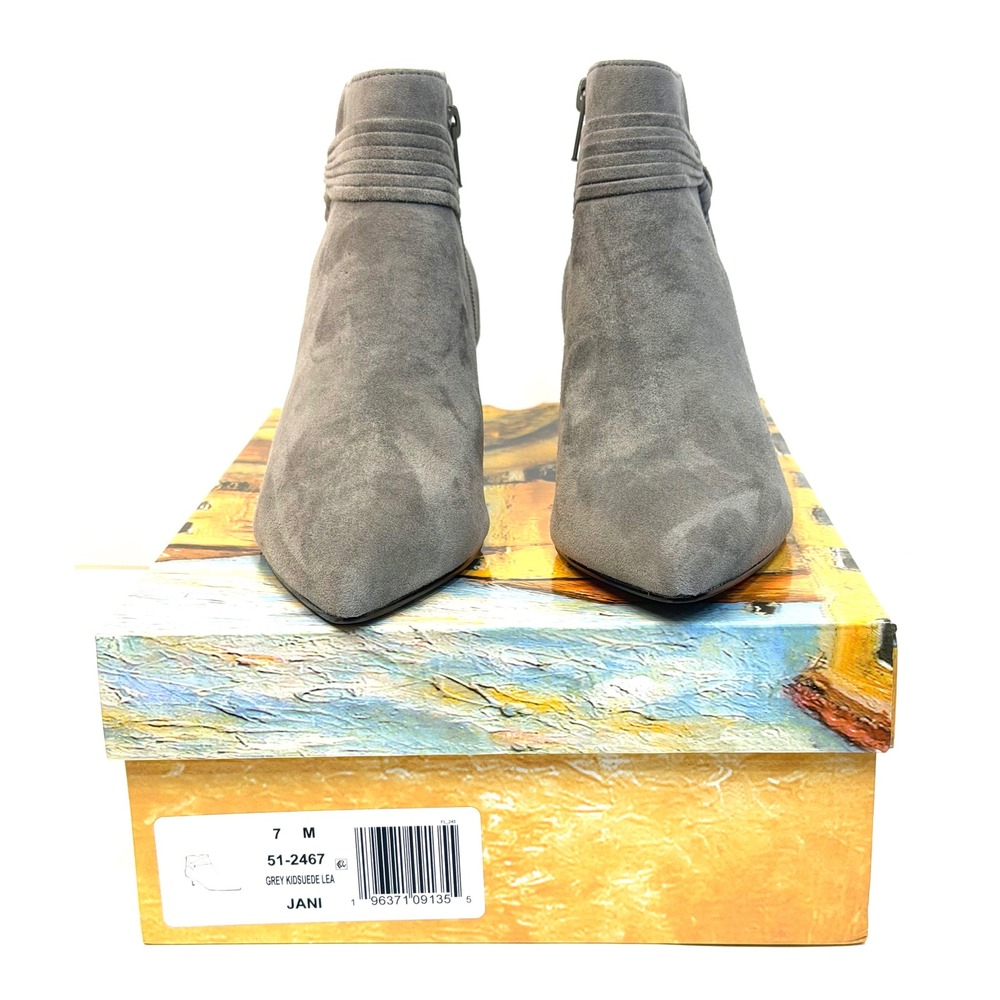 Bella Vita Women's Jani Dress Ankle Booties Grey Suede Leather Size 7M NWT/BOX